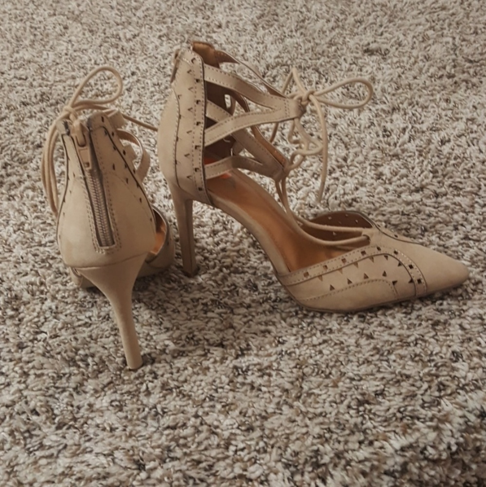 Tan Heels